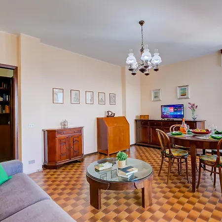 Nicoletta's View - Happy Apartment *