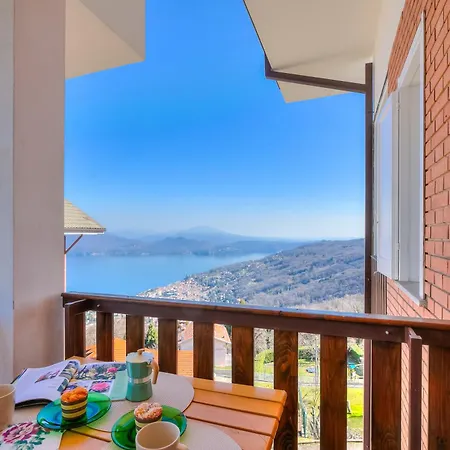 Nicoletta's View With Balcony In - Happy * Stresa