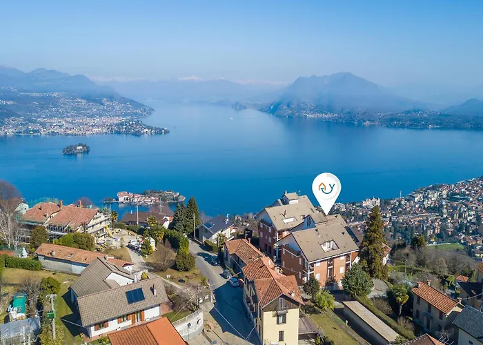 Nicoletta's View - Happy Апартаменты *