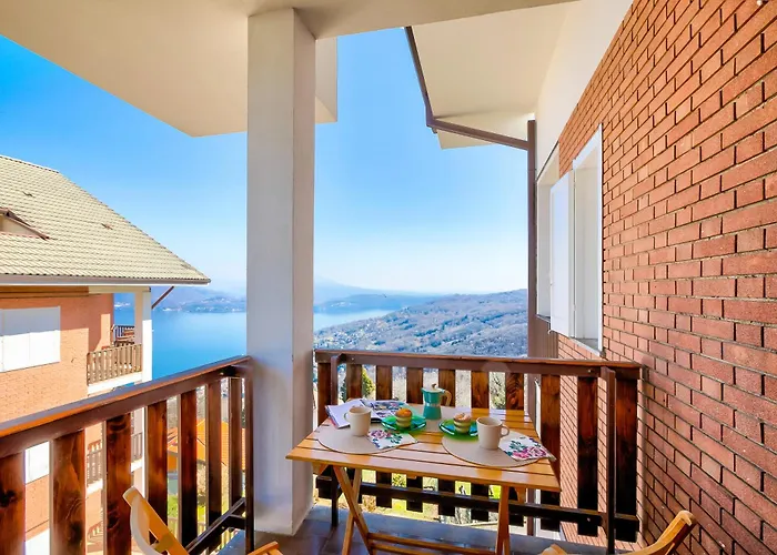 Nicoletta's View - Happy * Стреза