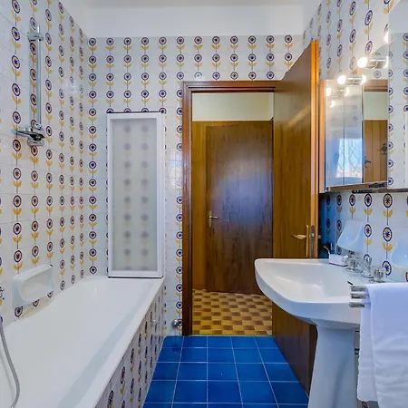 Nicoletta's View - Happy Апартаменти Стреза